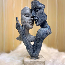 Load image into Gallery viewer, Love faces sculpture (ZHIRCEKE Abstract Silence) - Alchemy of Decor
