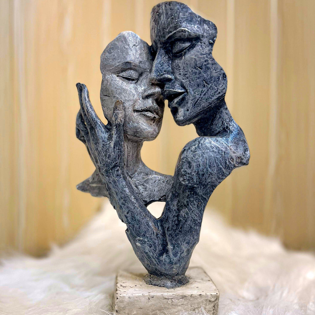 Love faces sculpture (ZHIRCEKE Abstract Silence) - Alchemy of Decor