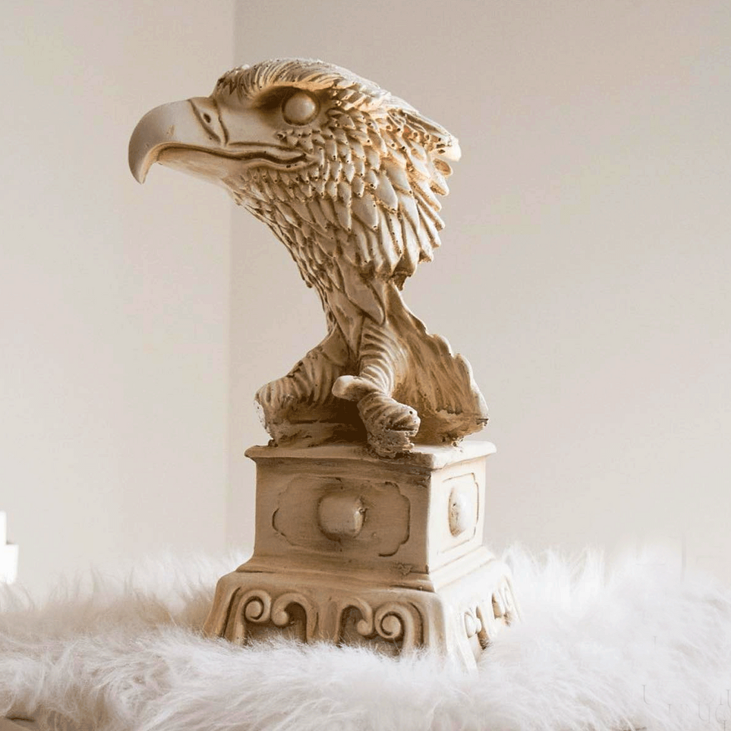 Regal Vigilance - Alchemy of Decor